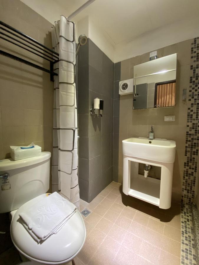 In99 Hotel Jincheng Exterior foto